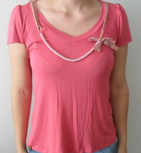 blusa com pérolas rosa